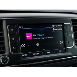 Achteruitrijcamera inclusief montage in originele scherm| Peugeot, Citroën, Opel en Toyota (2016-2023)